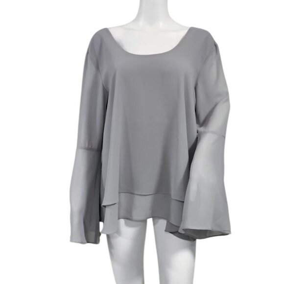 Aryeh Tops - NWT Aryeh Whimsy Artsey Boho Oversized Tiered Bell Sleeve Blouse Gray Womens L
